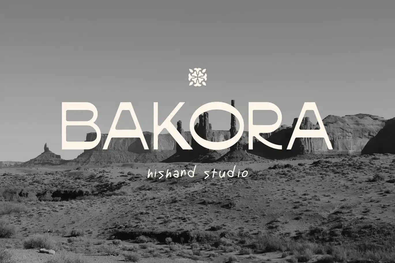 Bakora Font Duo font preview